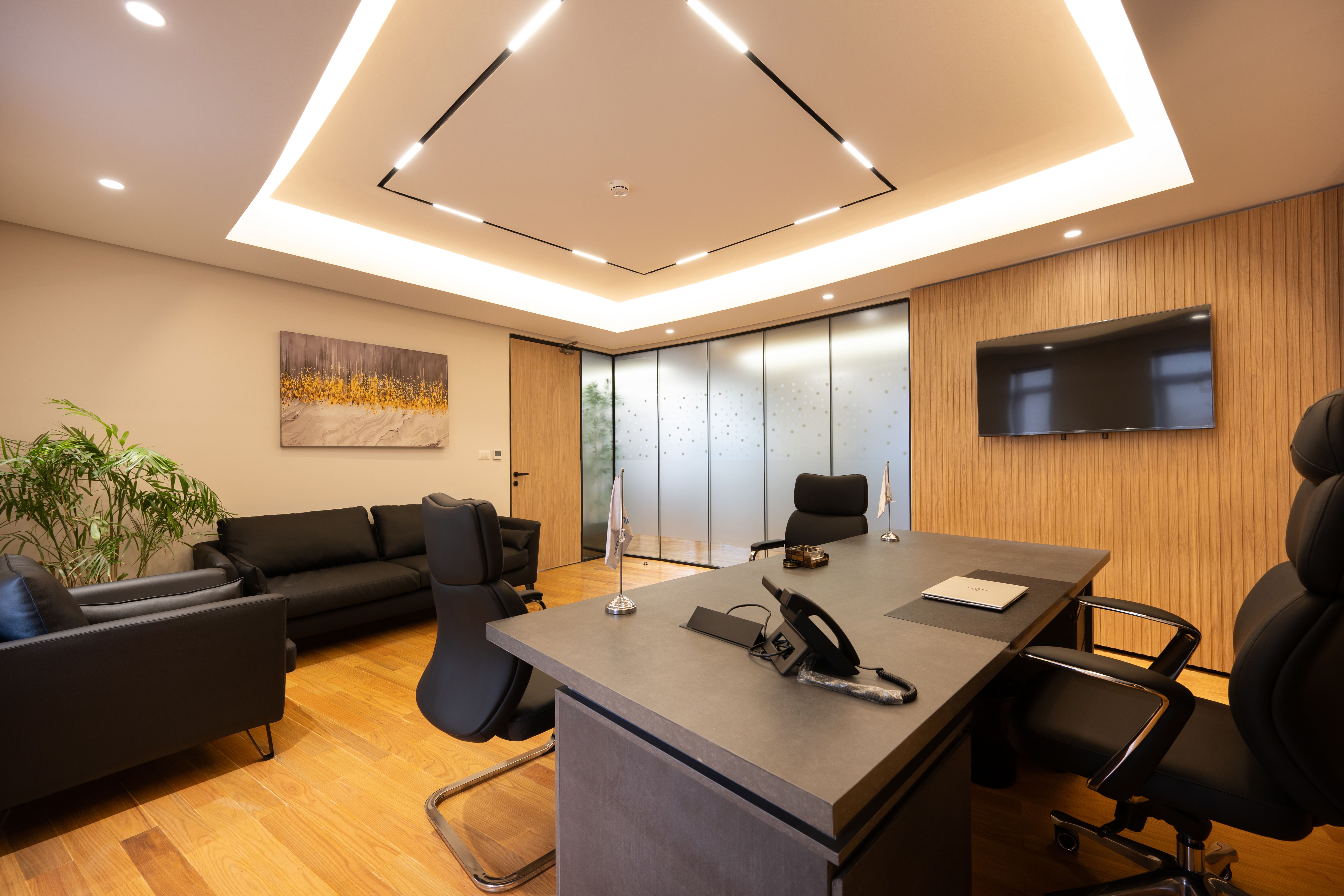 Staff Arabia