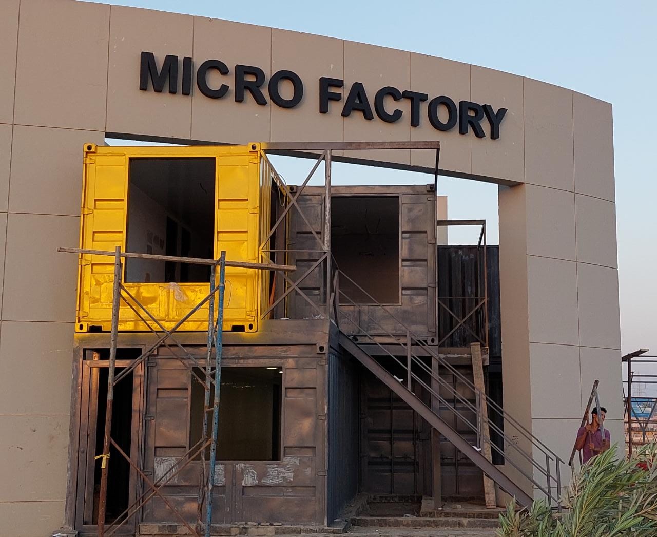 Micro